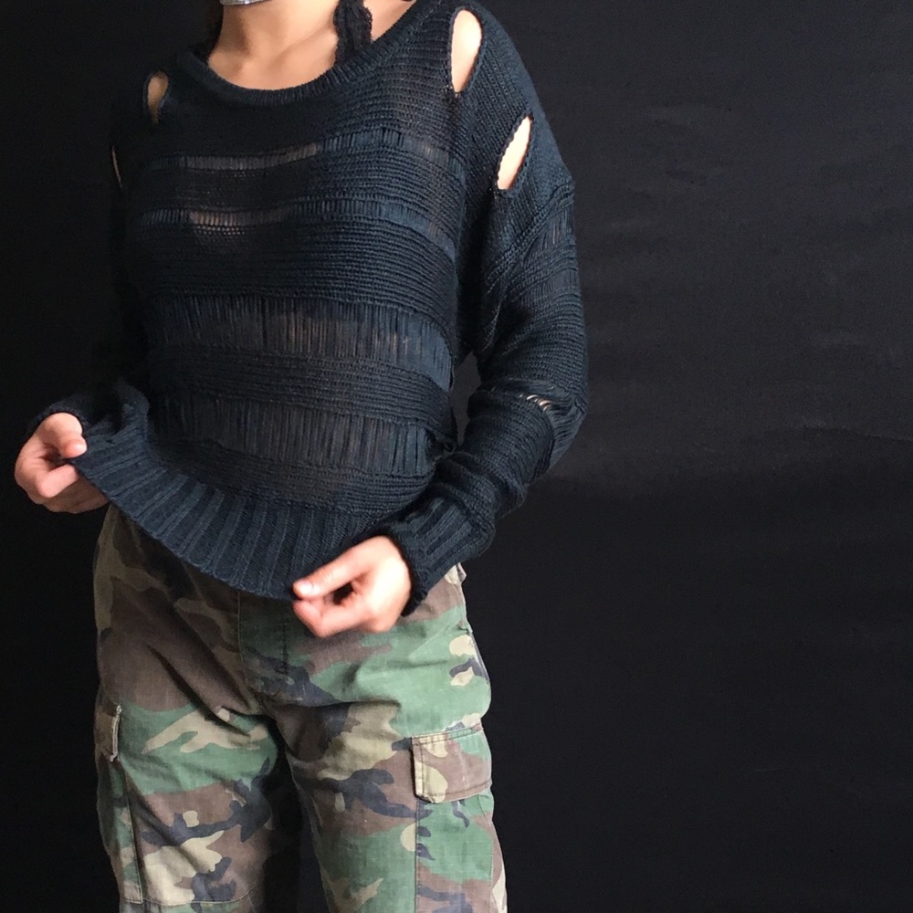 Super cute cut out sweater
